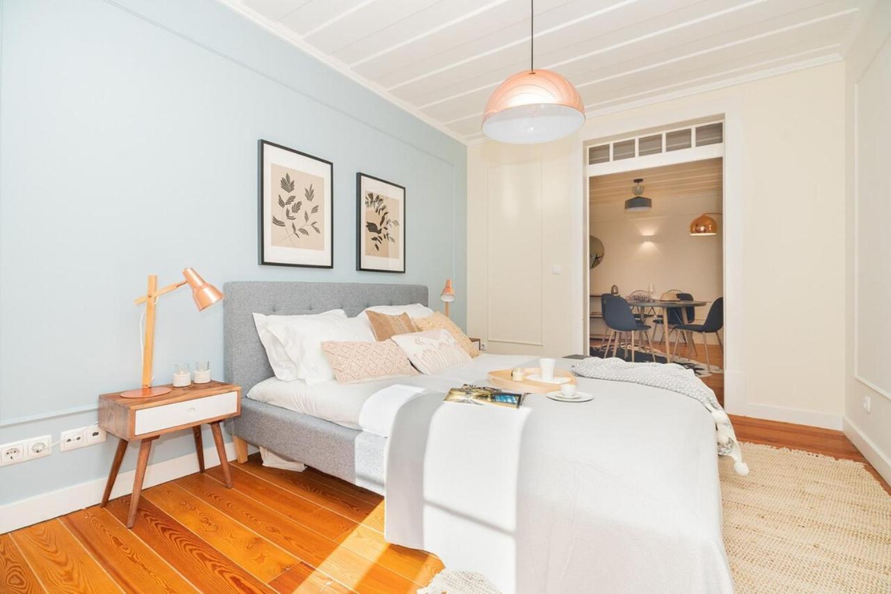 Apartment Stunning & Modern 2 Bedroom In Chiado